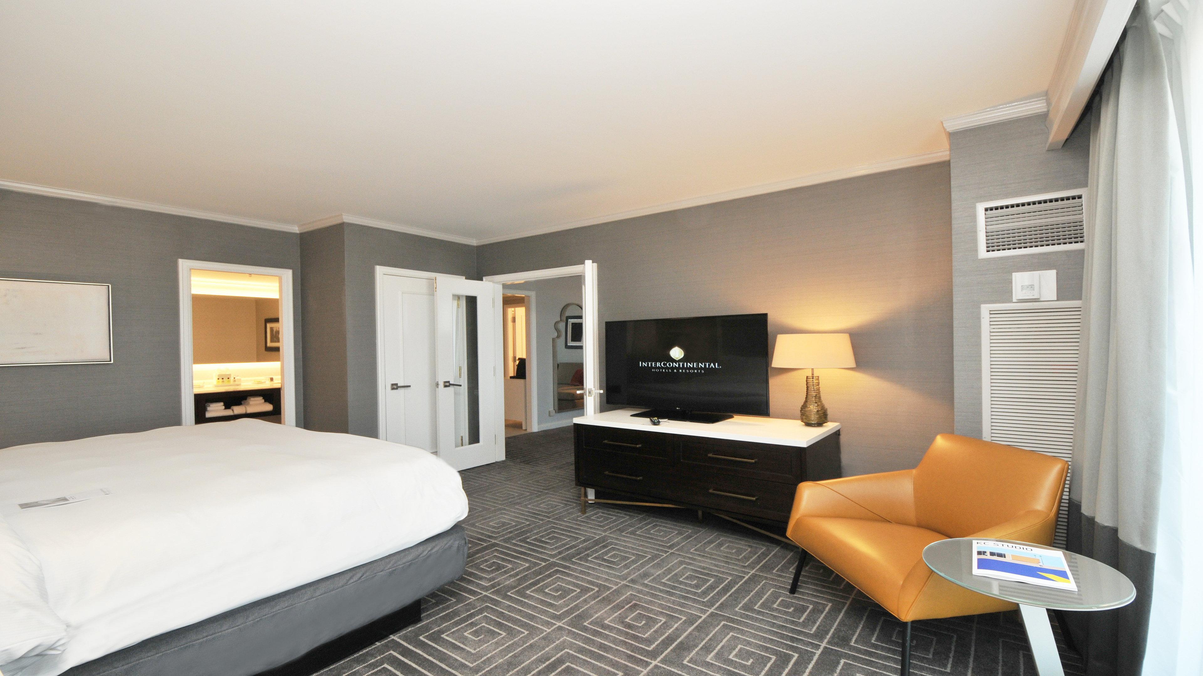 Intercontinental Kansas City At The Plaza By Ihg Exterior photo
